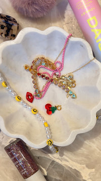 YO' RAD FACE SMILEY PEARL NECKLACE