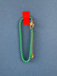 Green chain bracelet
